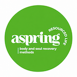 Logo Aspring Health en lettres blanches dans un cercle vert